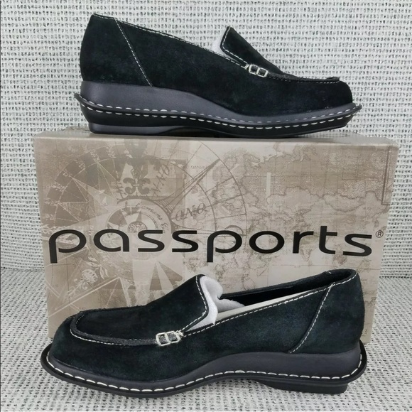 Passports Suede Women’s Black Leather Loafer Shoe NEW in Box Various sizes CUTE - Picture 2 of 9